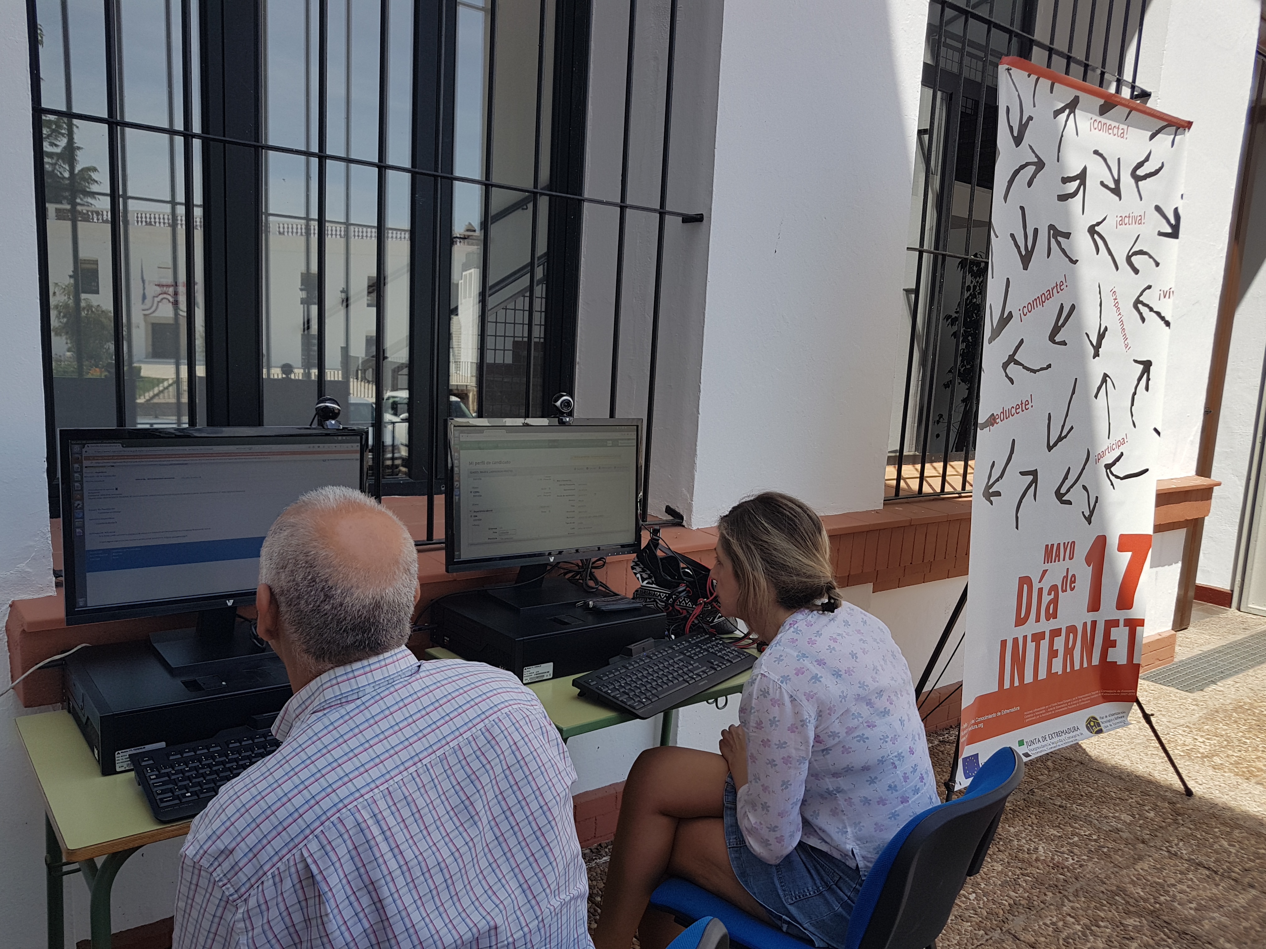 dia de internet en jerez de los caballeros nuevo centro del conocimiento 18 años contigo